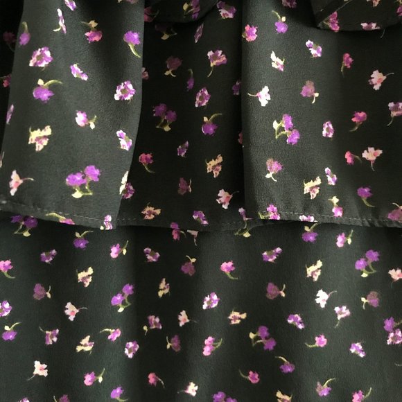 Rue 21 Mini Ruffle Skirt Black + Floral Print (M) - Picture 6 of 7
